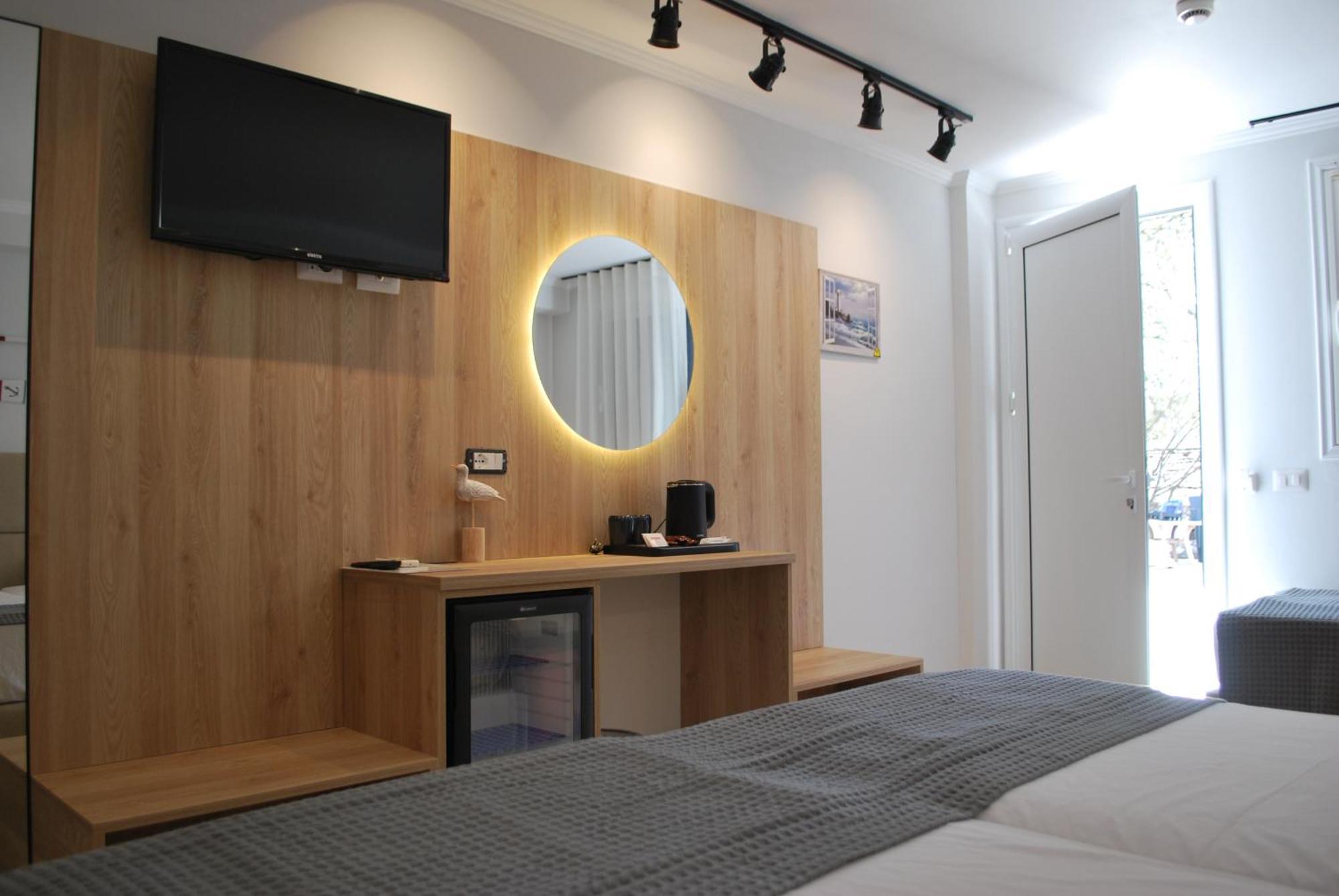 Sofo Hotel Dhërmi Buitenkant foto