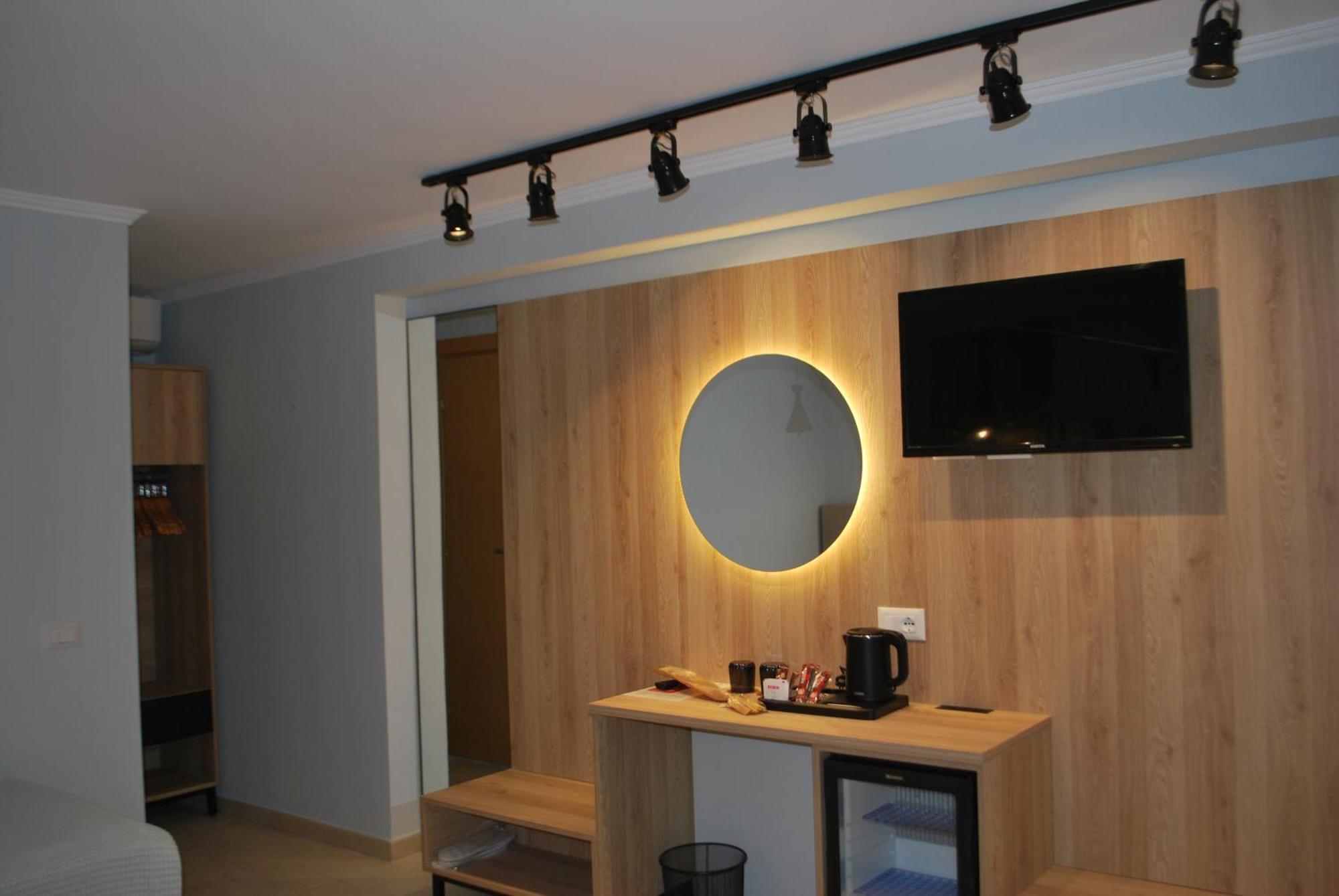 Sofo Hotel Dhërmi Buitenkant foto