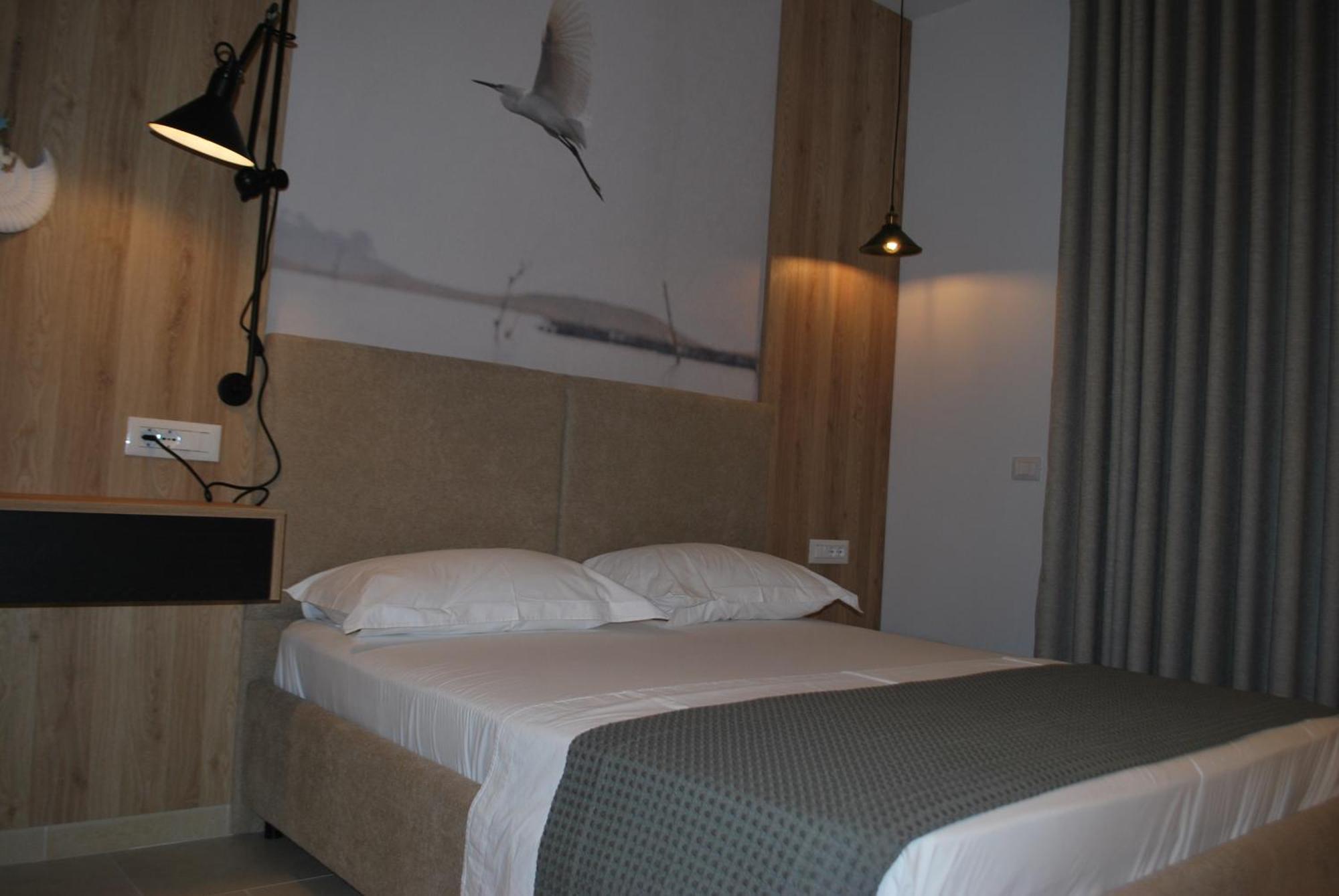 Sofo Hotel Dhërmi Buitenkant foto